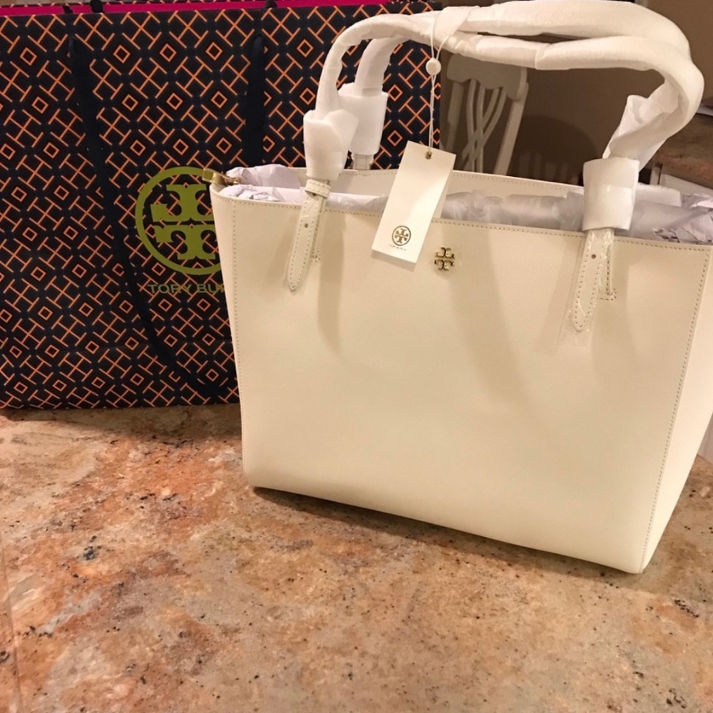 Tory Burch Emerson buckle tote NWT white/ivory